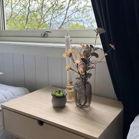 בית נופש Live Like A Local In Leknes, Sleeps 6, Free Parking *